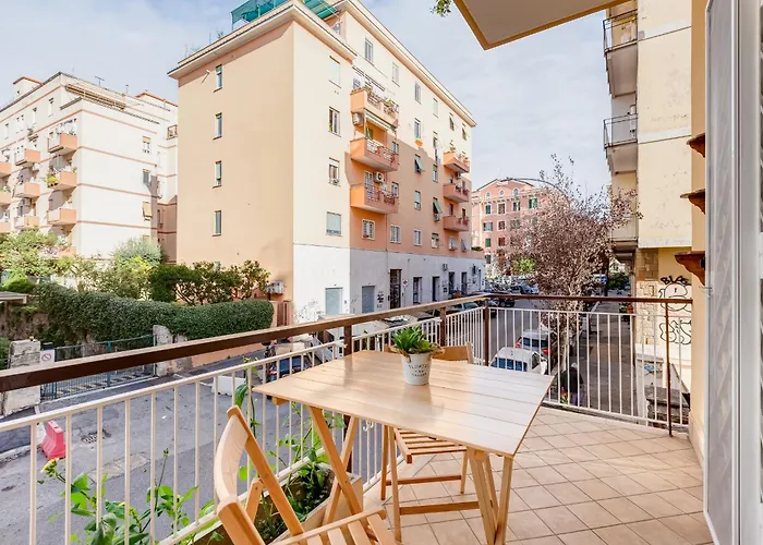 Cozy 2-bedroom Flat With Balcony In Monteverde Apartment Rom