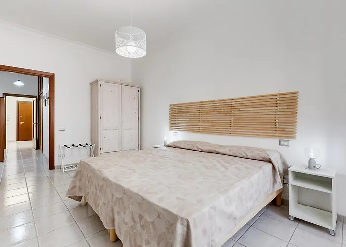 Cozy 2-bedroom Flat With Balcony In Monteverde Rom